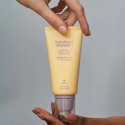 Black Rice Moisture Airyfit Daily Sunscreen SPF50+ PA++++ - 50ml