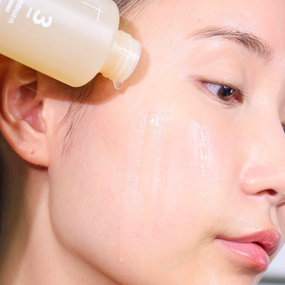 NUMBUZIN  - No. 3 Super Glowing Essence Toner - 200ml